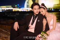 -现代经典婚纱摄影