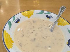 传统口味蘑菇浓汤-萨莉亚意式餐厅(天河城购物中心店)