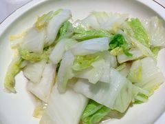 本味鲜嫩土白菜-老湘亲·品鉴湘菜(蔡塘爱琴海店)