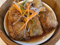 鲍汁腐皮卷-香江小厨 The Kitchen(香江俱乐部店)