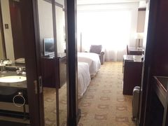 -北京保利大厦酒店(东四十条地铁站店)