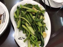 -湖南人家湘菜馆(镇江路店)