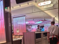 -海底捞火锅(杭州庆春路夜宵主题店)