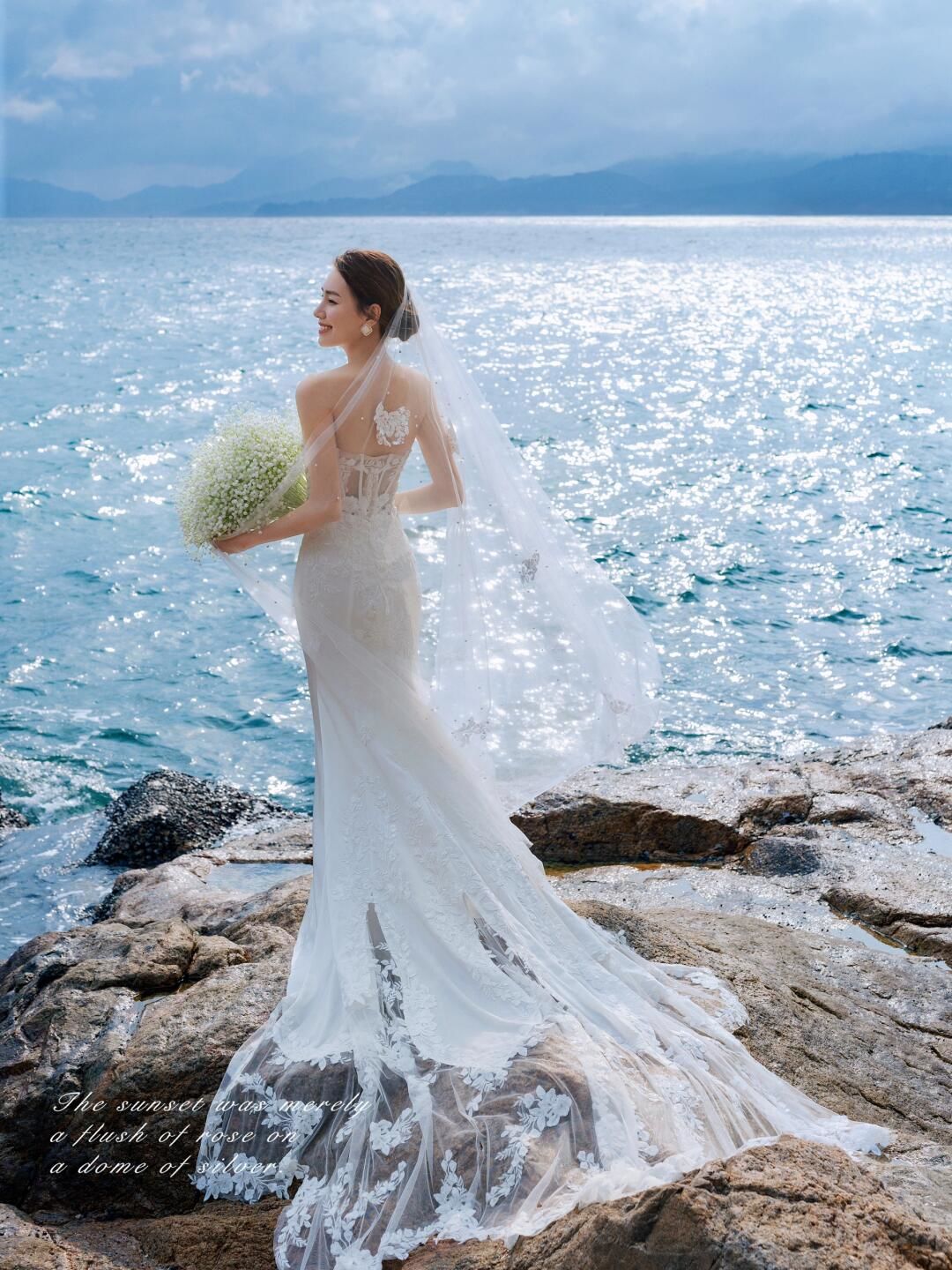 为爱搁浅的人鱼公主💍海景礁石婚纱照
