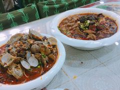 水煮牛肉-辣四方新派川菜