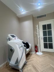 -HEYAN荷妍专业脱毛连锁机构