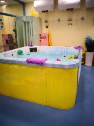 -蓝色海林婴幼儿水育馆(新辰里学清路店)