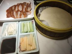 -韵秋荷(宝山龙湖天街店)