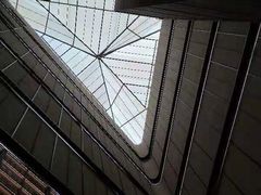 -上海虹桥中心爱琴海亚朵S酒店