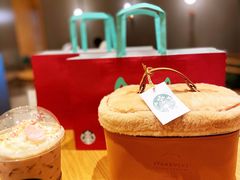 -星巴克(成都市中海右岸环宇坊店)