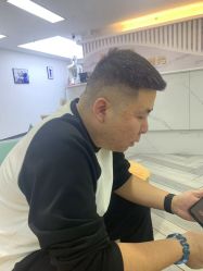-米娜护肤造型