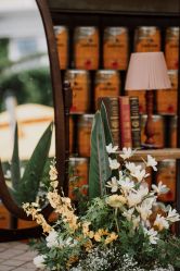 -花轿喜屋婚礼策划