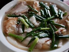 -金卯白肉罩火烧
