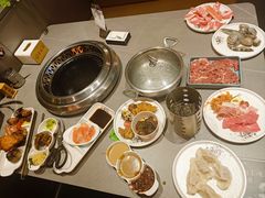 -黑金·寻焰自助百汇·烤肉·火锅(中街店)