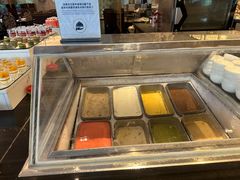 -圣丰索菲特·2 On 988 Café 自助餐厅