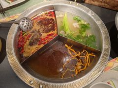 -廖掌柜·重庆鲜货火锅(上海首店)