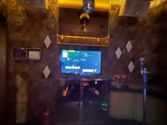 -K+全国连锁KTV(绿地缤纷天地店)