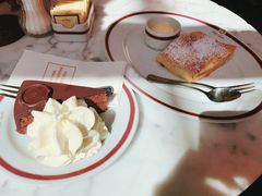 -Cafe Sacher(WIEN)