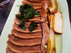 潮界卤鹅肉-潮界(LU·ONE凯德晶萃广场店)