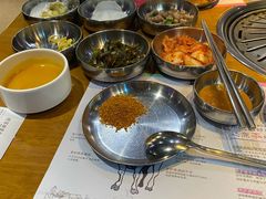 -老炉家木炭烤肉(长江国际店)