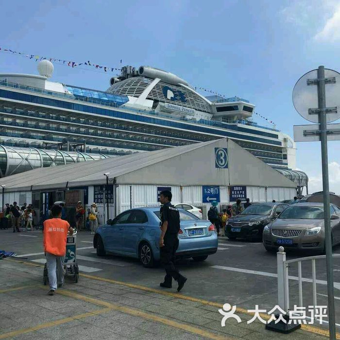 吴淞口国际邮轮码头停车场