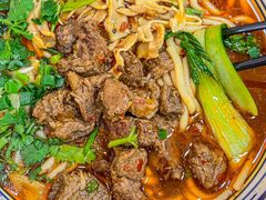 -鑫花溪牛肉米粉(凤凰街创始总店)