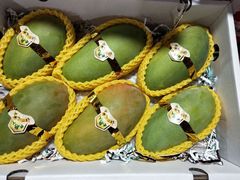 -上海龙吴水胜海发市场