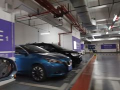 -龙湖虹桥天街-停车场