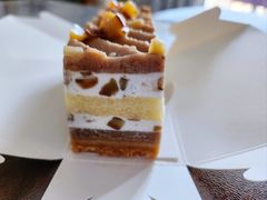 -星巴克臻选(华堂·新辰汇店)