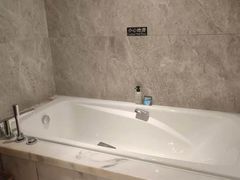 -珠海中海雅高铂尔曼酒店