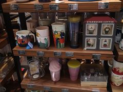 零售区-星巴克臻选(成都宽窄巷子店)