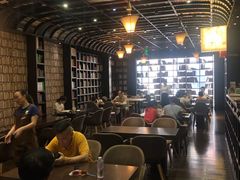 店内环境-钟书阁(松江泰晤士小镇店)