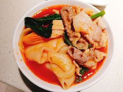 -海底捞火锅鲜切牛肉主题店(长寿路店)