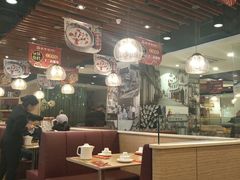 卡座-粤仔湾砂锅粥(广益哥伦布店)