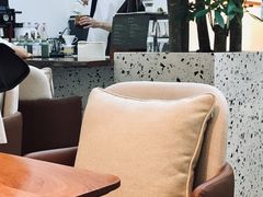 -Line 咖啡(石厦花园店)