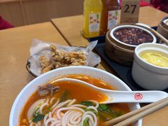 -三千粉牛肉米粉(来客茂店)
