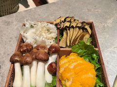 -余欢领鲜火锅(新街口店)