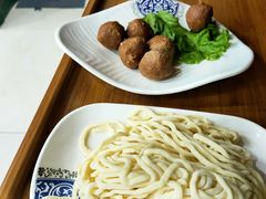 -楼外楼大刀肉传统火锅居(博学路店)