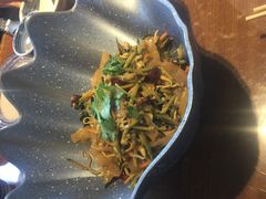-95号酱骨·一块豆腐(展春园西路店)