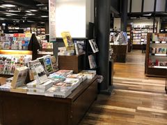 -诚品(信义店)