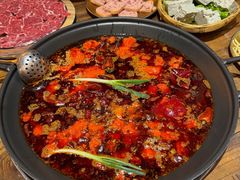 -旧街市鲜货老火锅(大光路店)