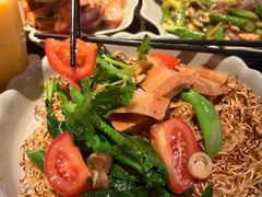 -大头虾越式风味餐厅(光明广场店)