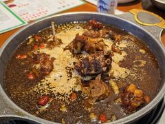 -亿诣蝎府炸酱面羊蝎子火锅(酷车小镇店)