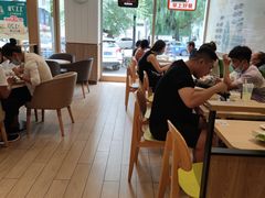 大堂-德克士(中心医院店)