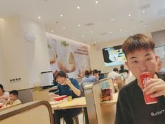 -小杨生煎(浦江欢乐颂店)