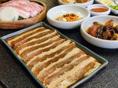 -草家酱蟹炭火烤肉店(珲春南路一店)