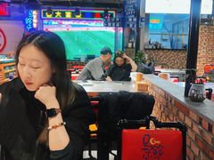 -马路牙子烧烤音乐酒馆(望京店)
