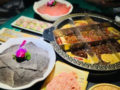 屠场鲜毛肚-洞府防空洞老火锅(解放碑总店)