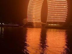 -湖州太湖旅游度假区-月亮广场