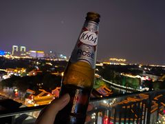 -顽啤熊·酒客酒馆(苏城夜景必选店)